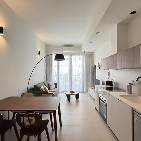 Maritime Coliving Apartment Valencia
