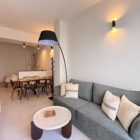 Maritime Coliving * Valencia