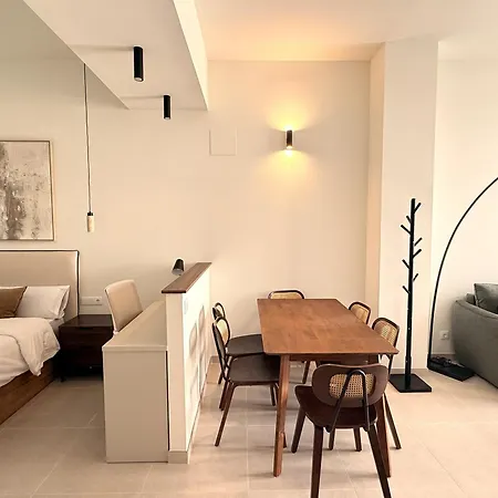 Maritime Coliving * Valencia